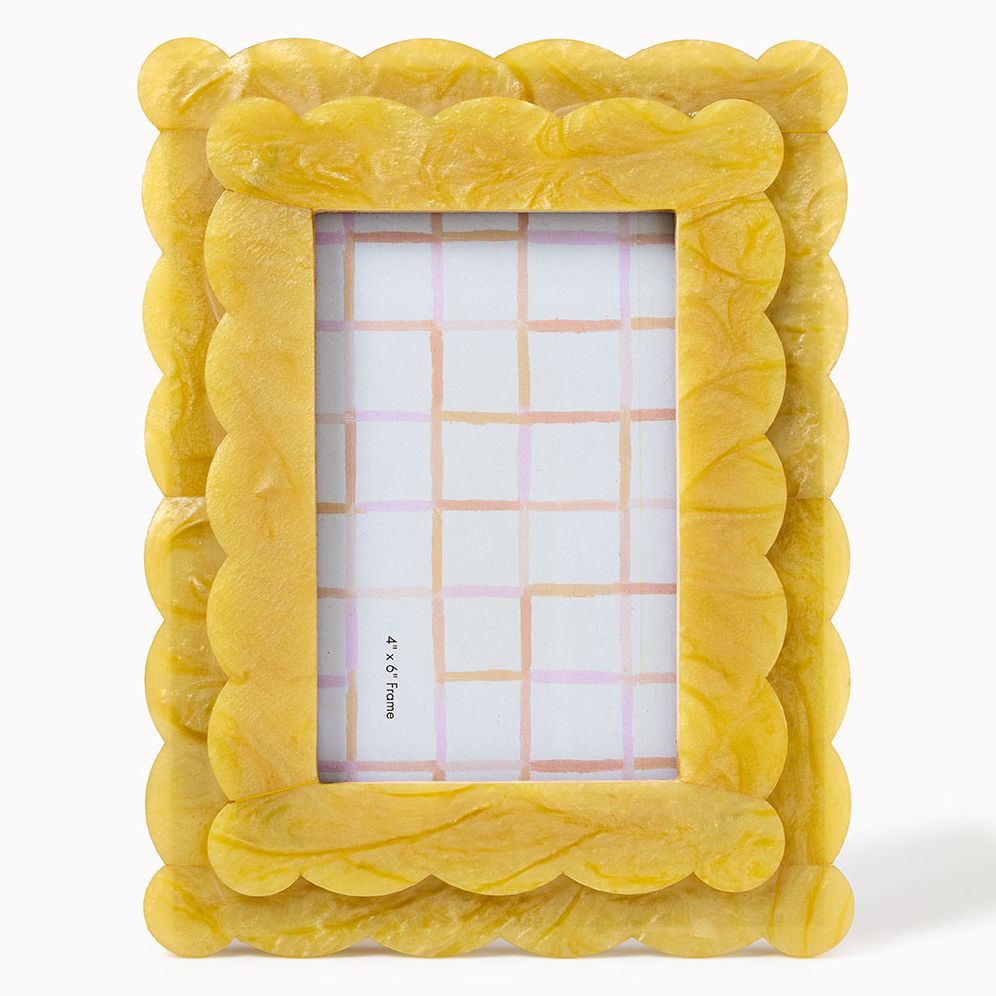 Scalloped Resin Photo Frame, Gold (4x6 Photo)
