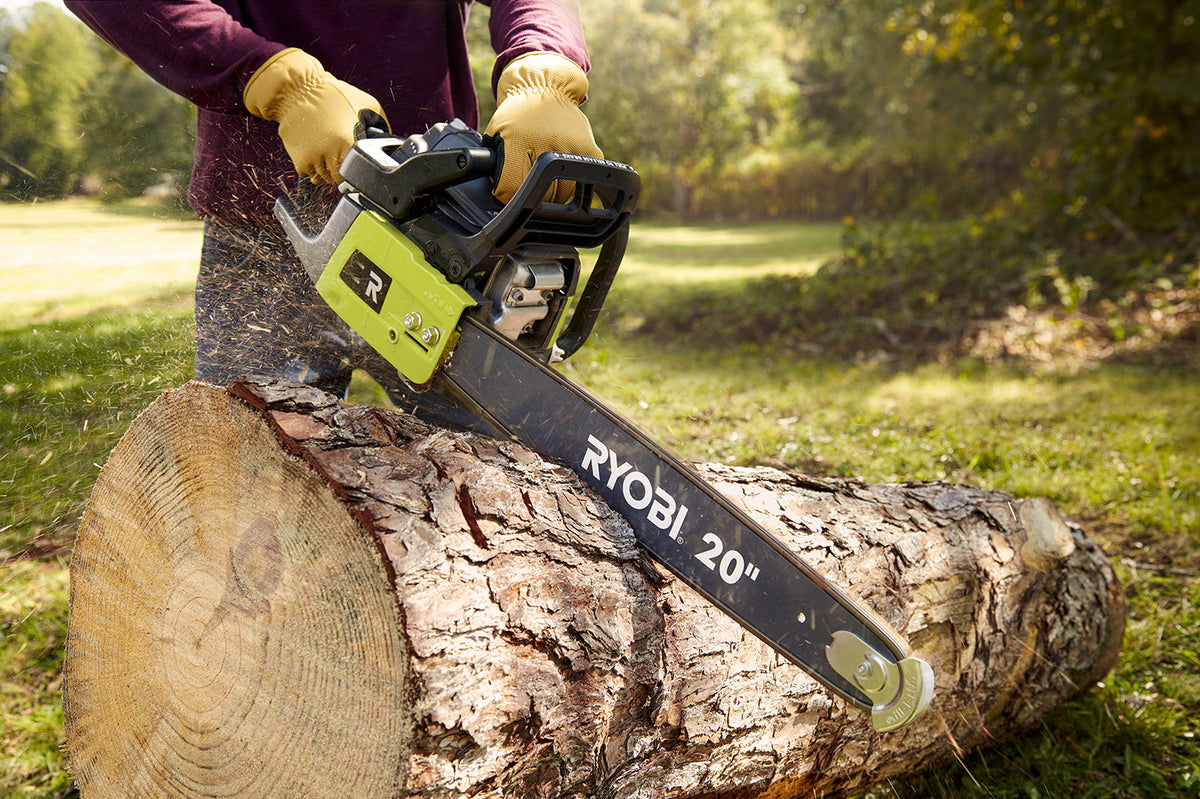 2 Cycle 20" Chainsaw Image 5