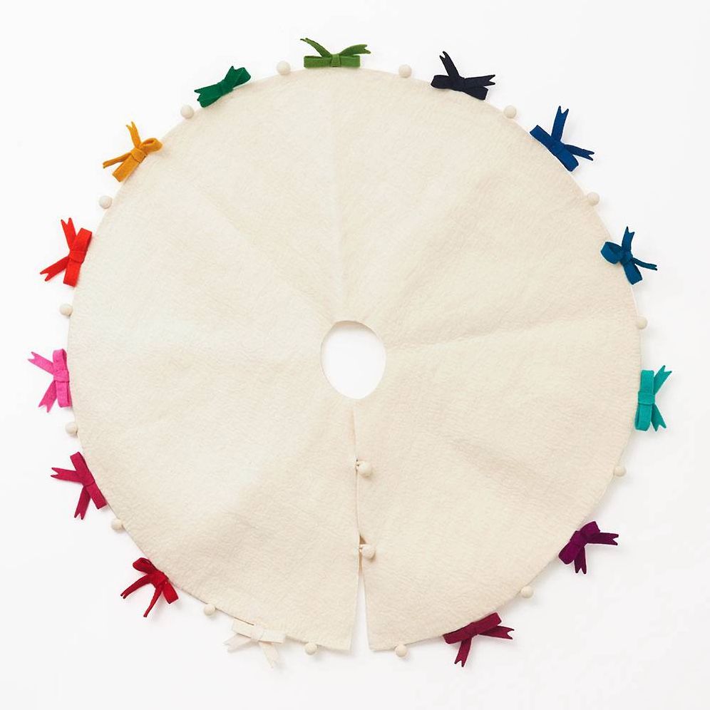 Bow Tree Skirt