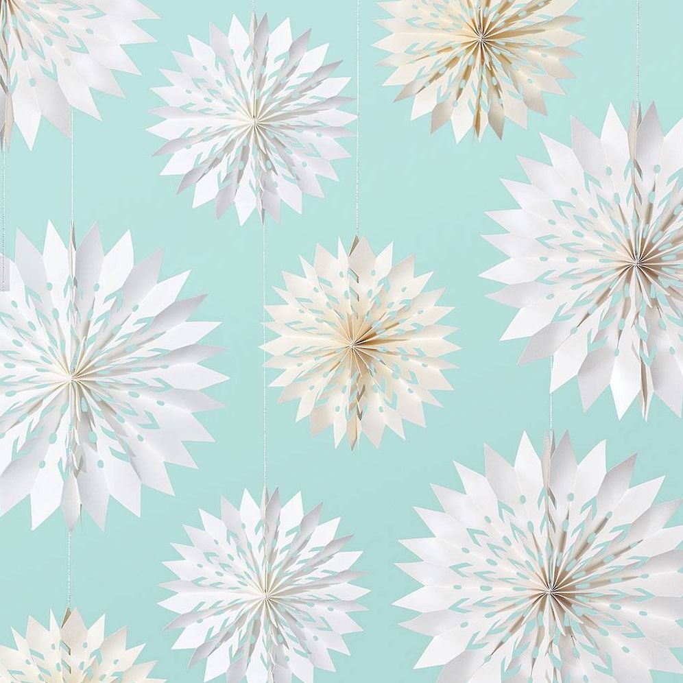 Snowflake Garland Kit