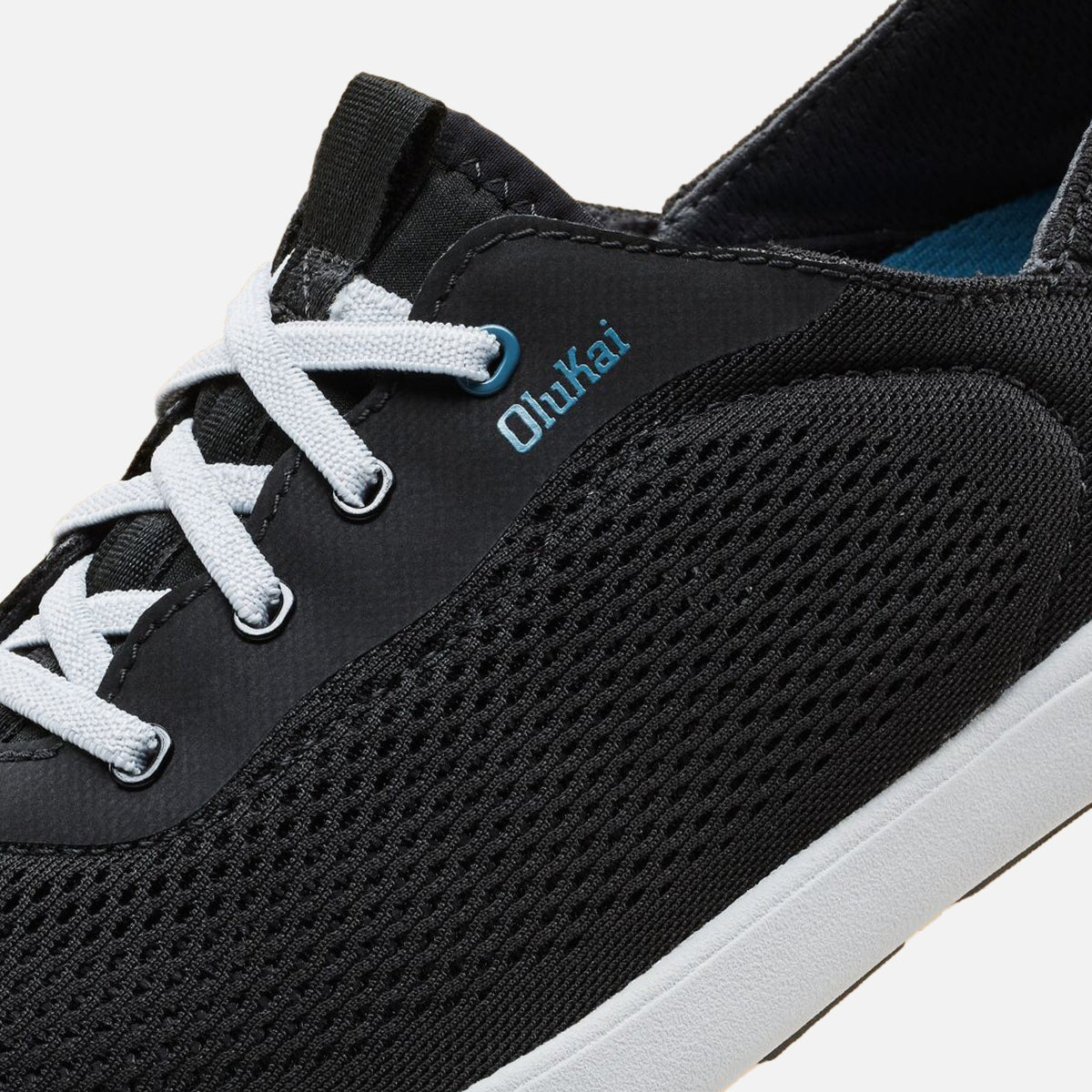 Moku Pae - Black / Blue Coral