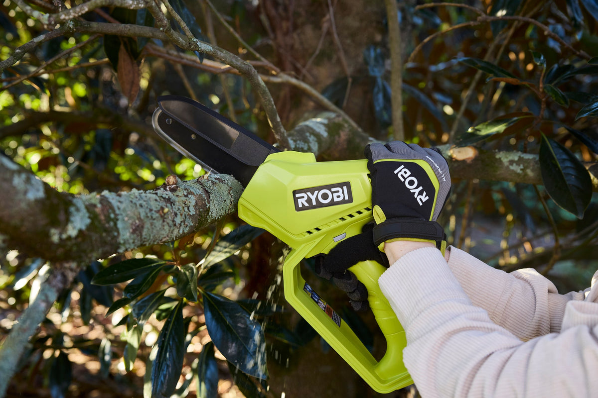 12V 6" Pruning Chainsaw