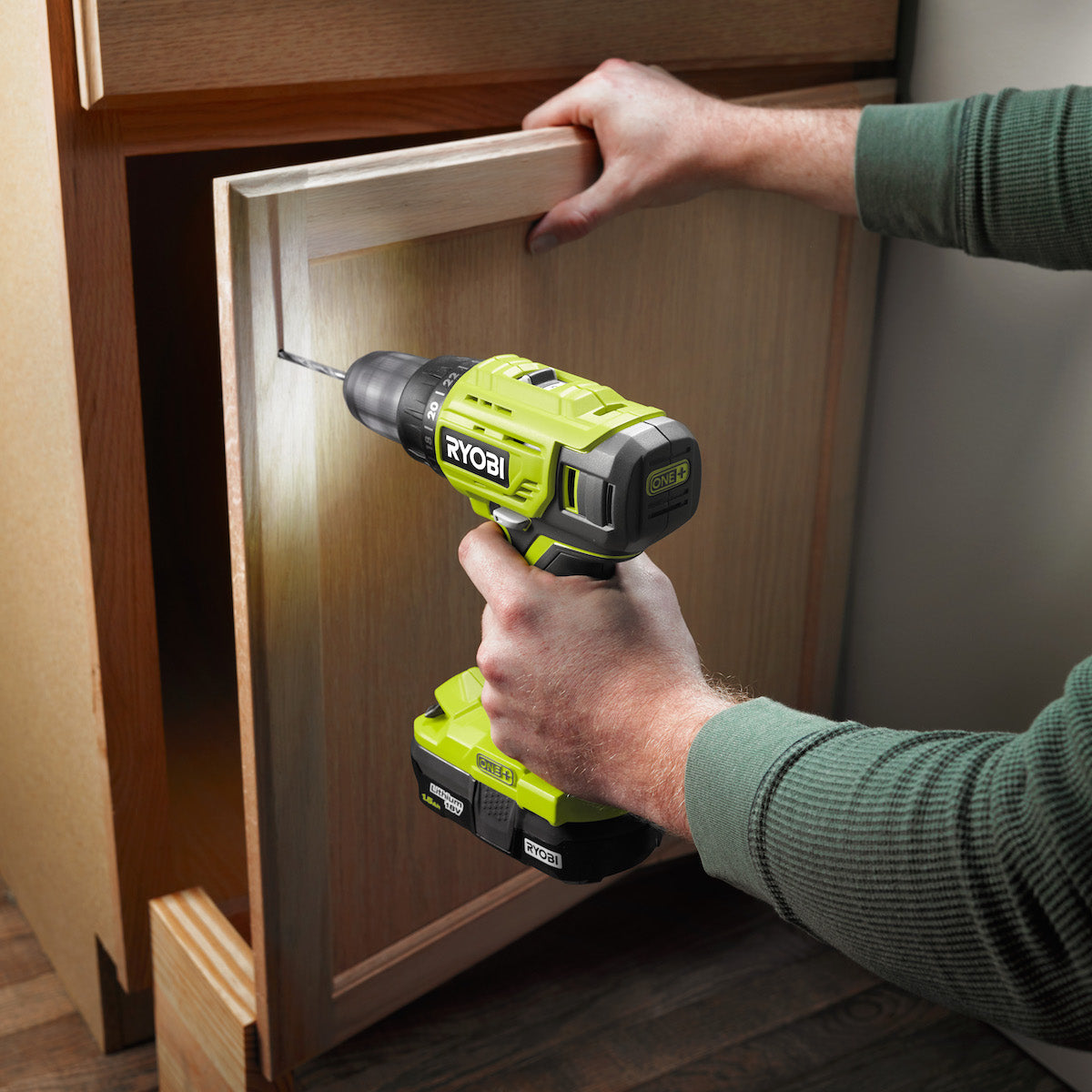 18V ONE+ 4-Tool Combo Kit Image 4